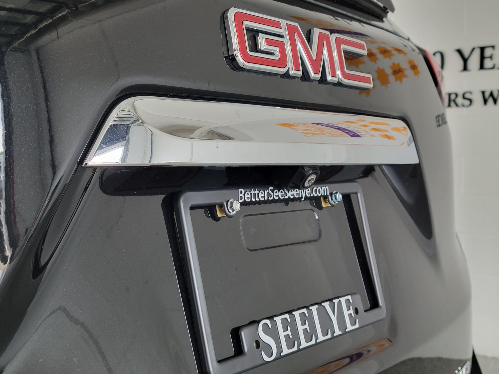 Used 2020 Black GMC SLE image 33