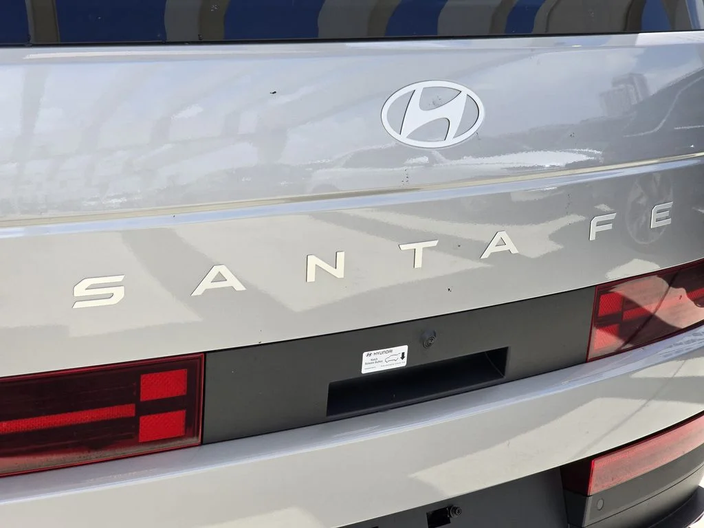 New 2027 Silver Hyundai SEL image 6