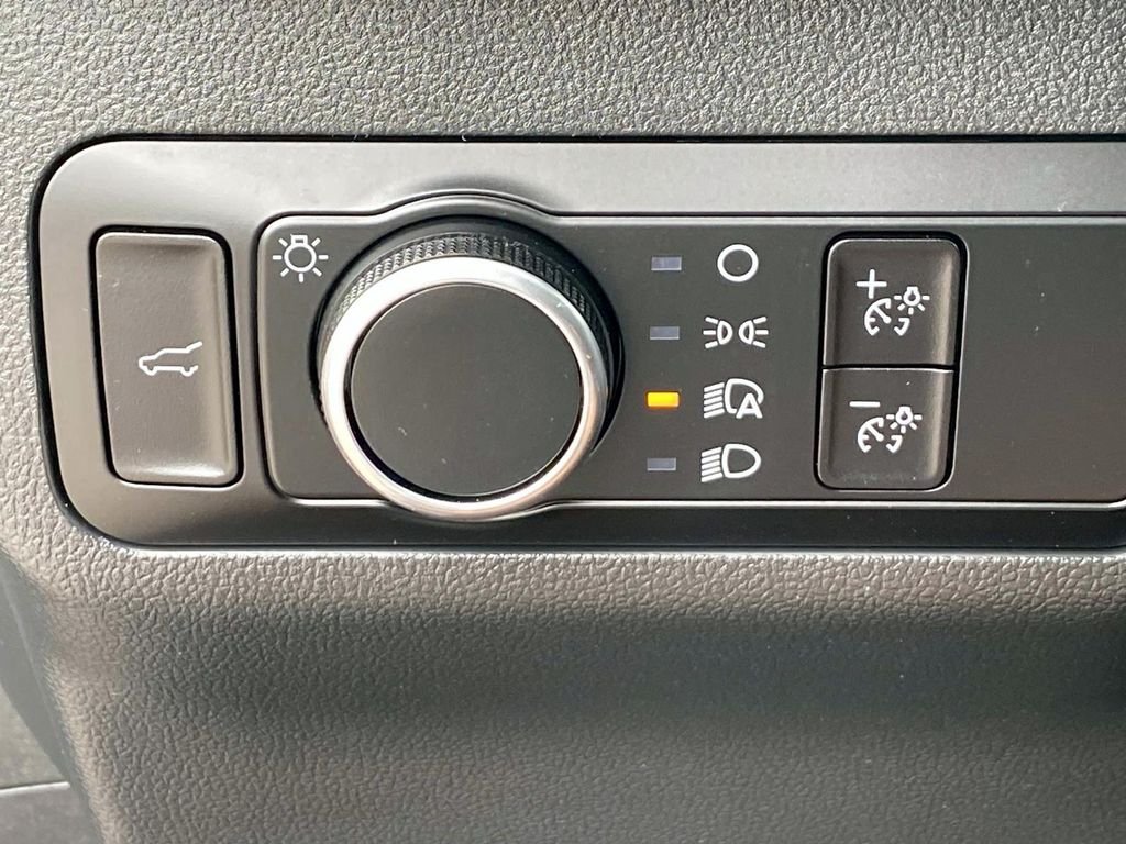 Used 2023 Black Ford Active image 22