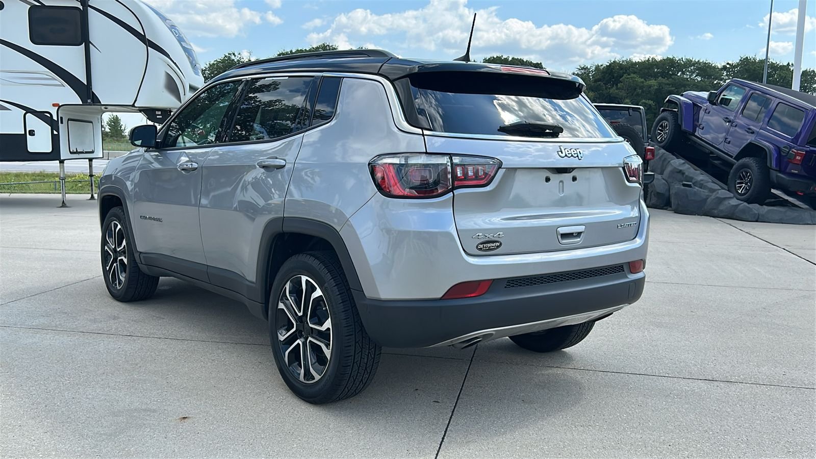 Certified Used 2023 Silver Jeep Limited image 6