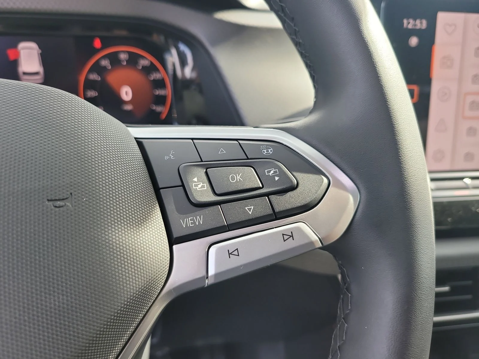 New 2026 Pure Gray Volkswagen 2.0T Peak Edition image 30