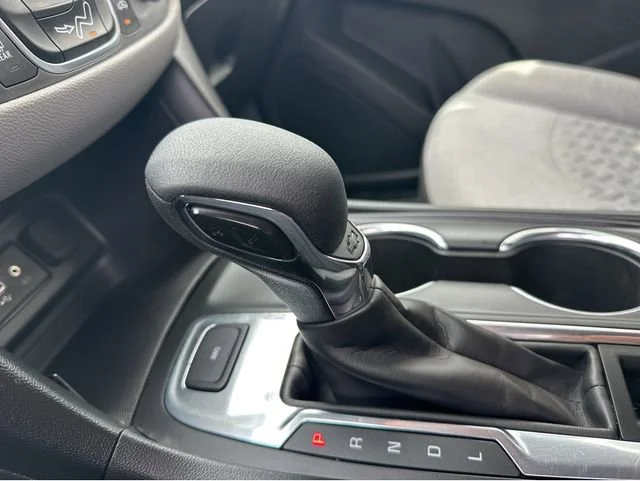 2023 Chevrolet Equinox LT - Photo 21