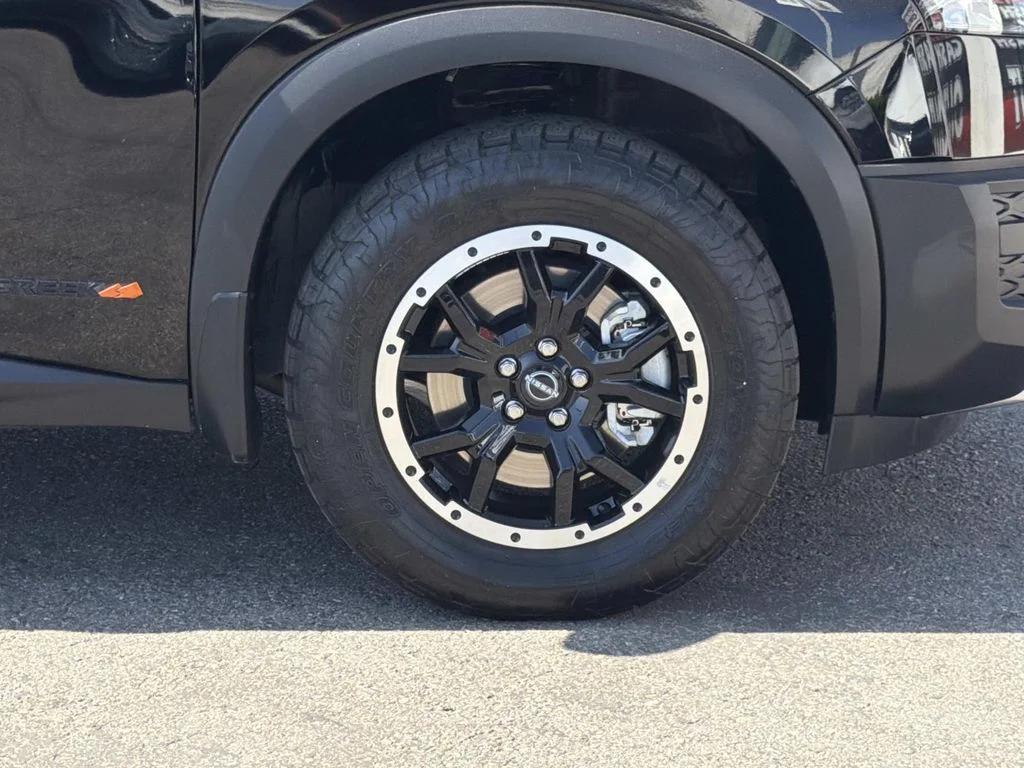 Certified Used 2025 SUPER BLACK Nissan Rock Creek image 34