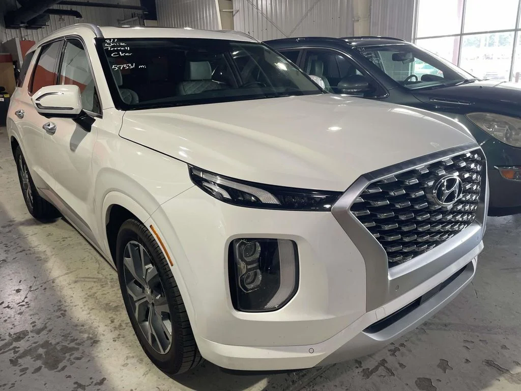Used 2021 White Hyundai Limited image 1