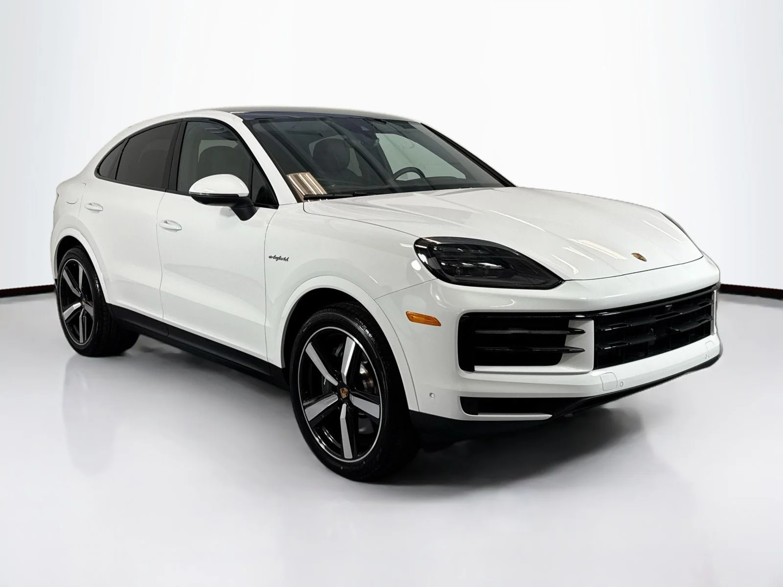 New 2025 White Porsche E-Hybrid image 7