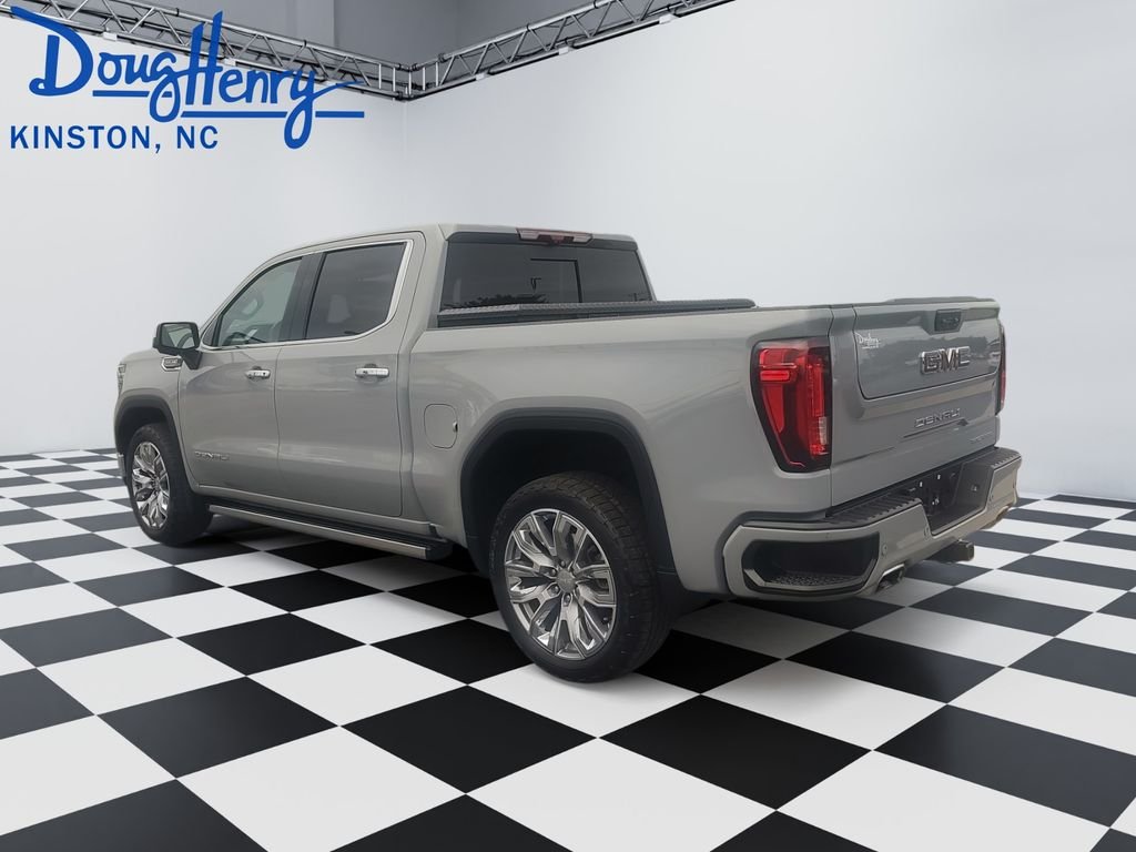 Used 2025 Gray GMC Denali image 3