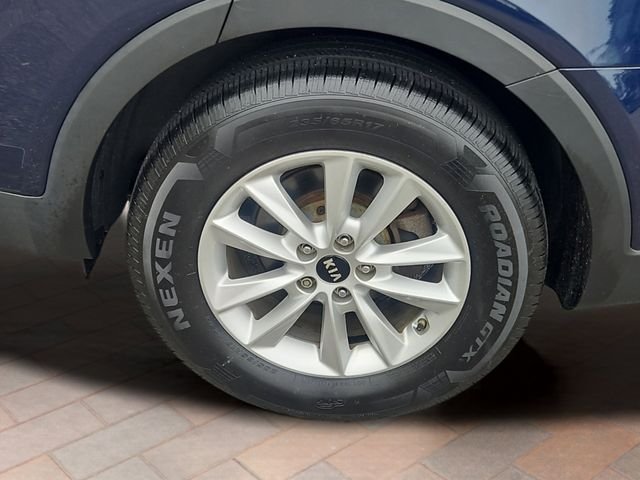 Used 2019 Blue Kia LX image 23