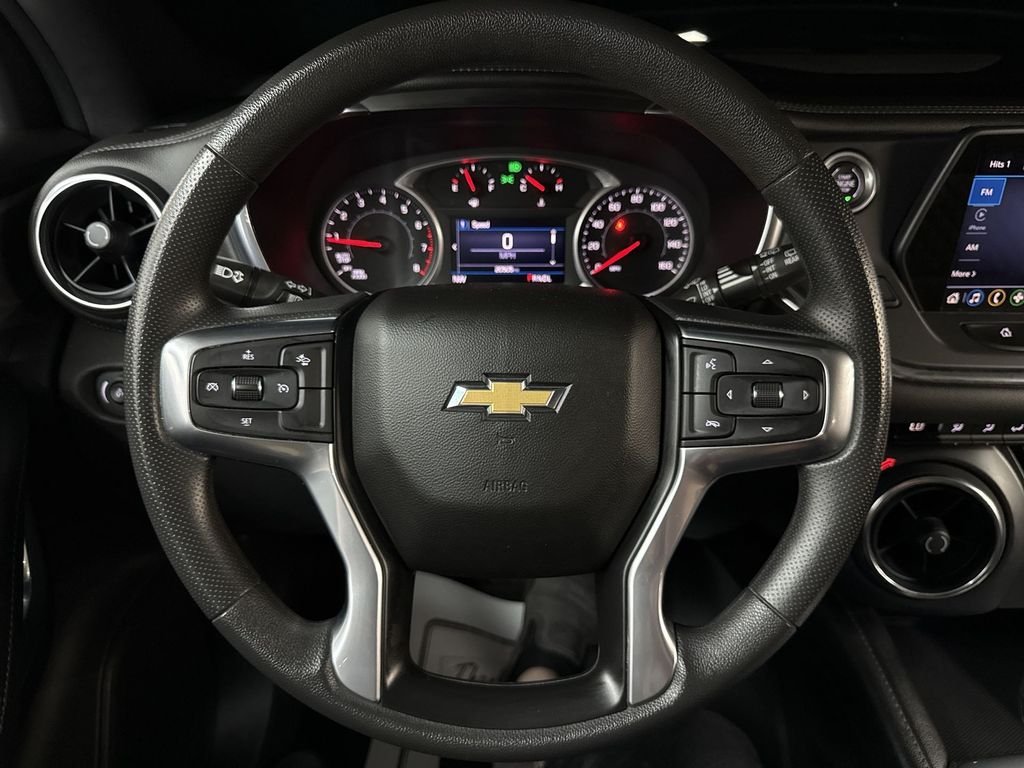 Used 2022 Silver Ice Metallic Chevrolet LT image 20