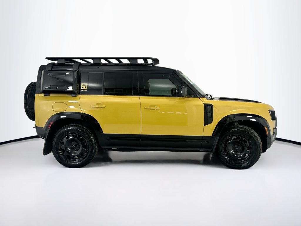 Used 2026 Deep Sandglow Yellow Metallic Land Rover Trophy Edition Deep Sandglow image 4