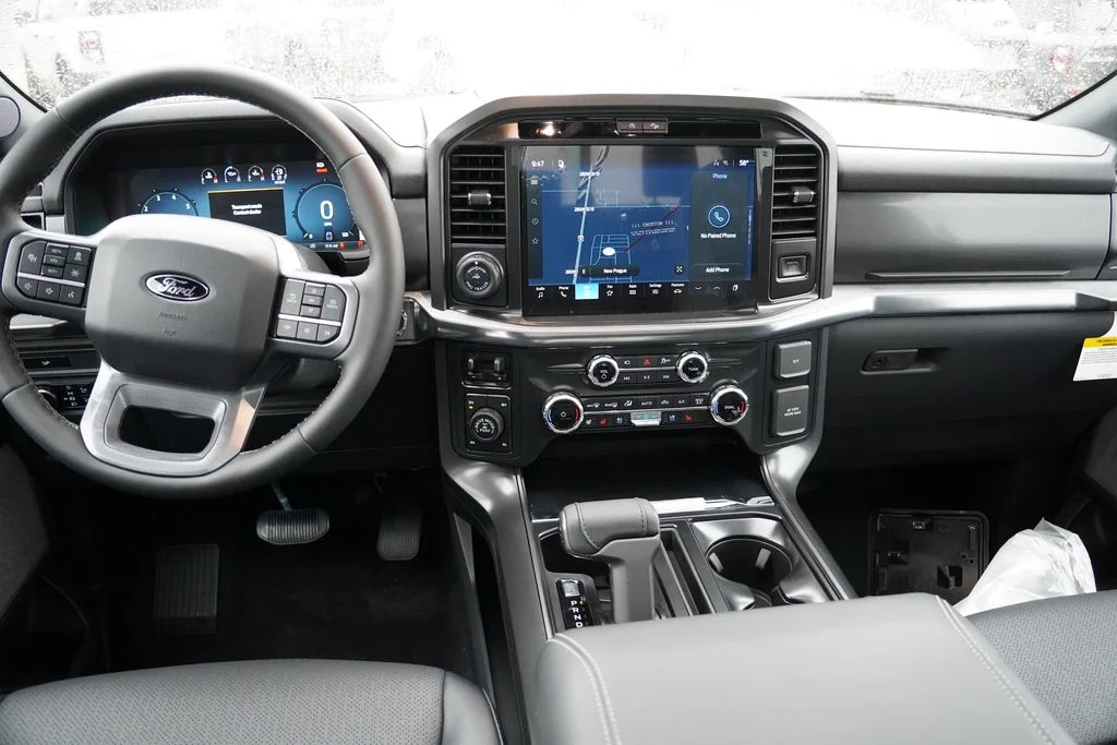 New 2026 Star White Metallic Tri-Coat Ford Lariat image 15