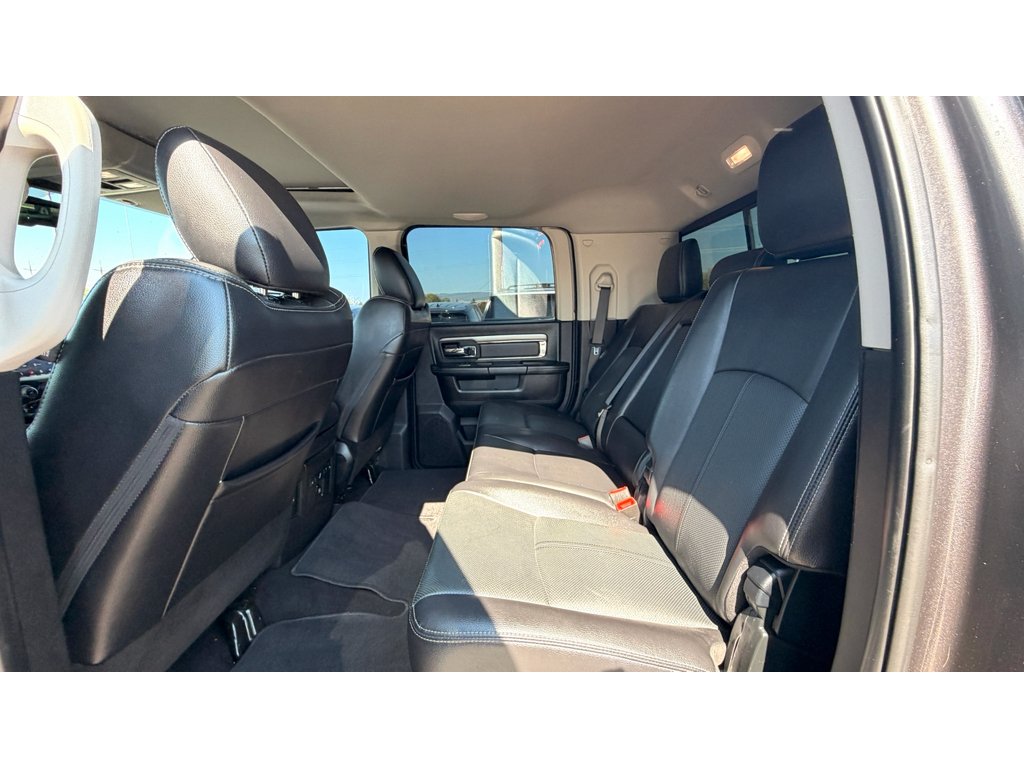 Used 2018 Black Ram Laramie image 18