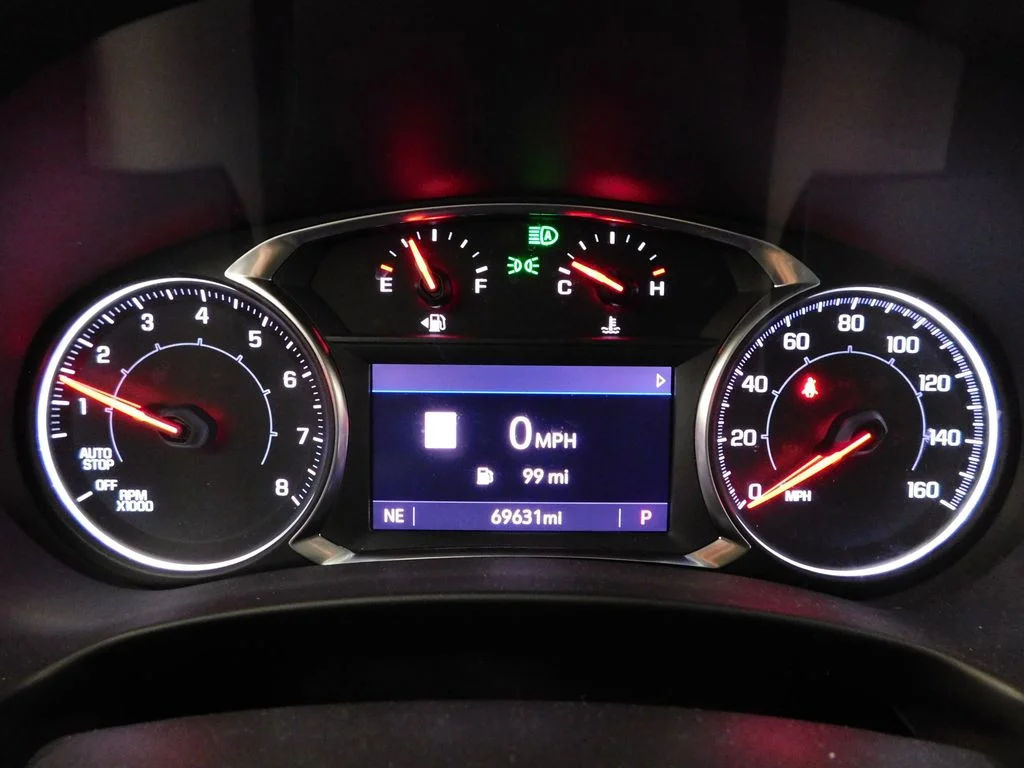 Used 2023 Sterling GMC SLT image 25