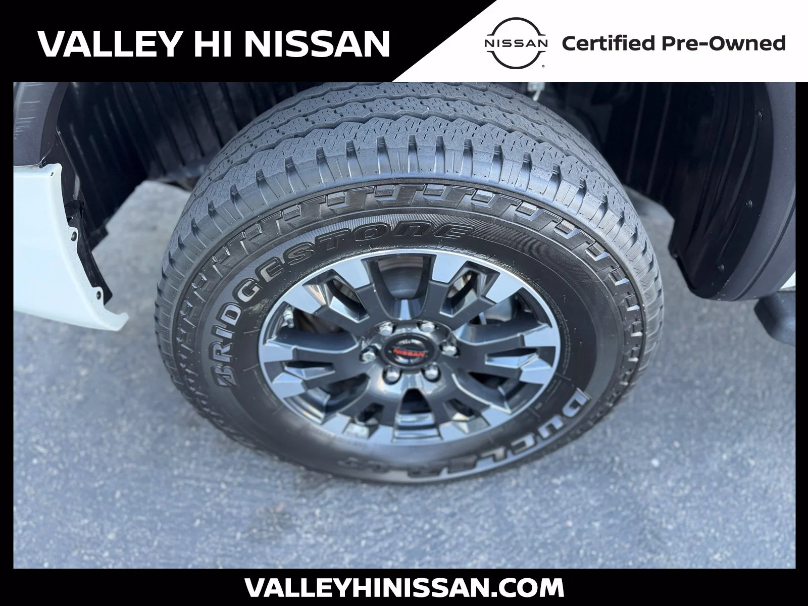 Used 2021 White Nissan PRO-4X image 12