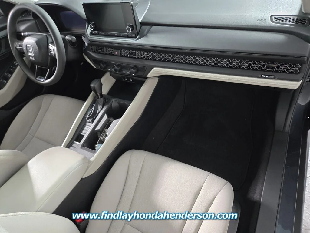 2025 Honda Accord LX - Photo 22