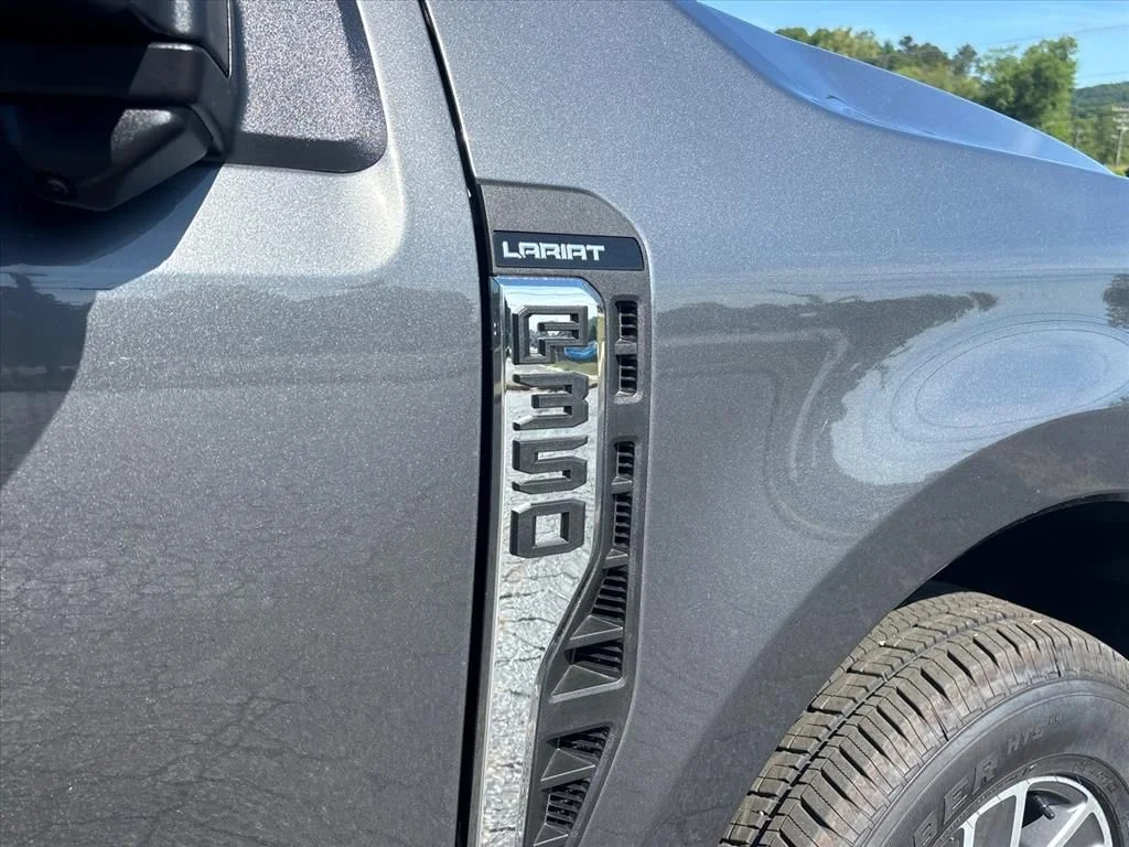 2026 Ford F-350 Super Duty XL - Photo 11
