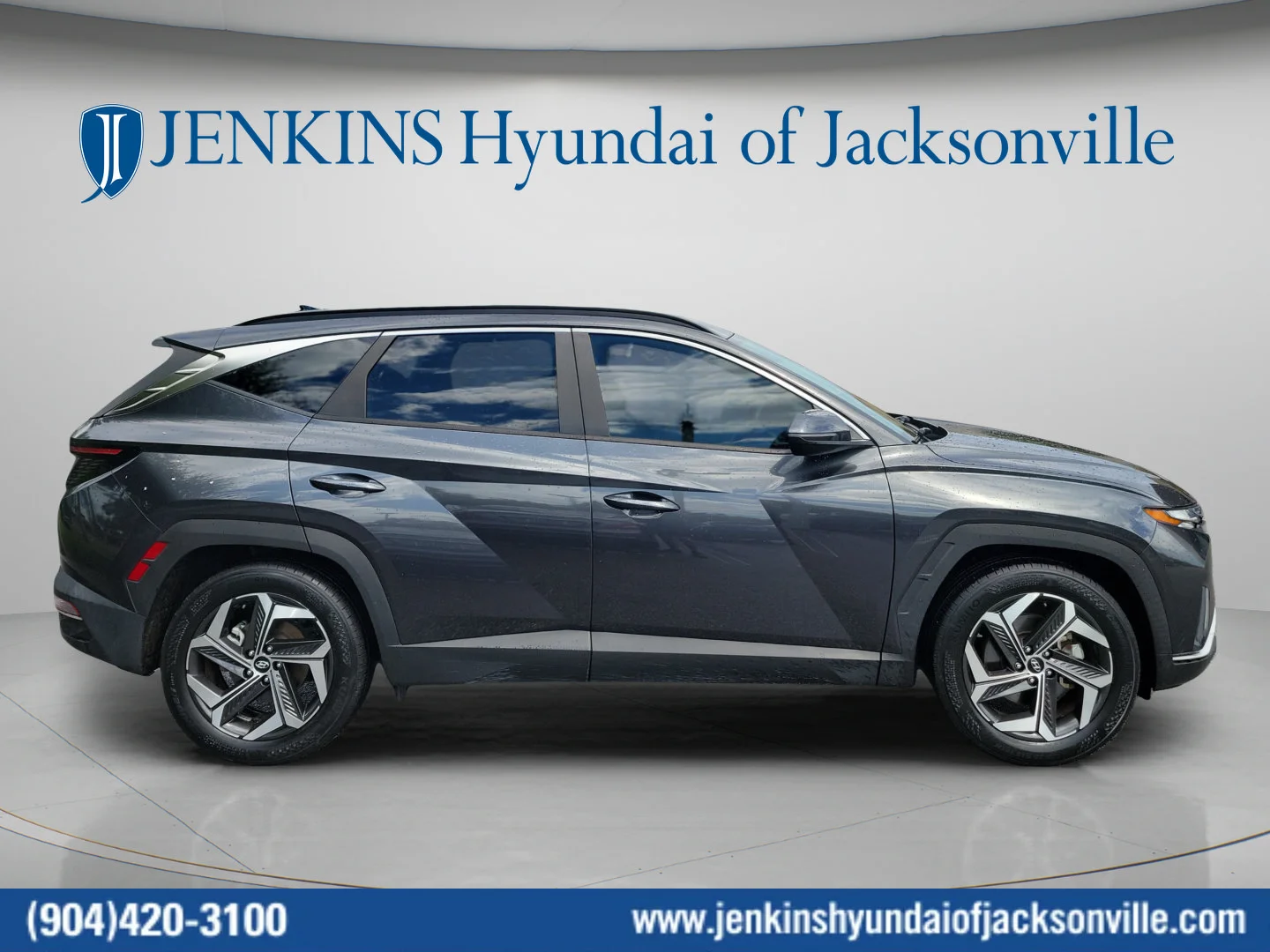 Used 2022 Portofino Gray Hyundai SEL image 2