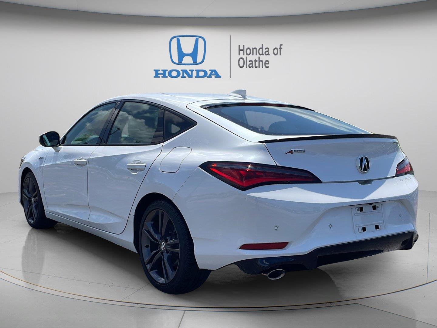 Used 2023 Platinum White Pearl Acura w/Tech w/A-SPEC image 5
