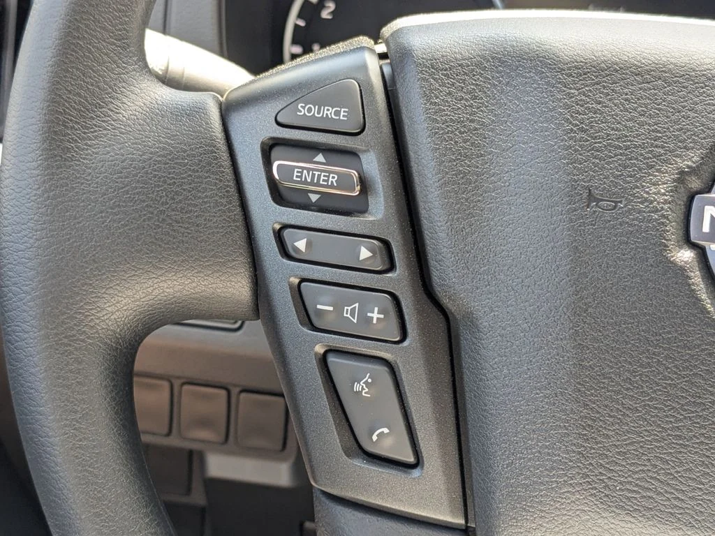 2025 Nissan Frontier SV - Photo 23