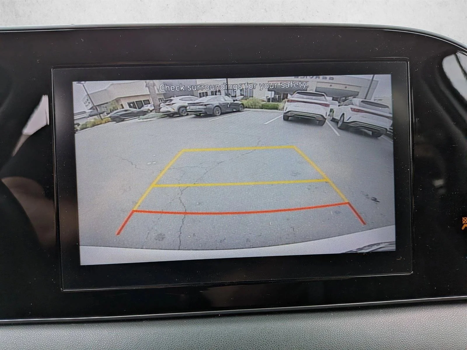 Used 2022 Hyper White Hyundai SEL image 13