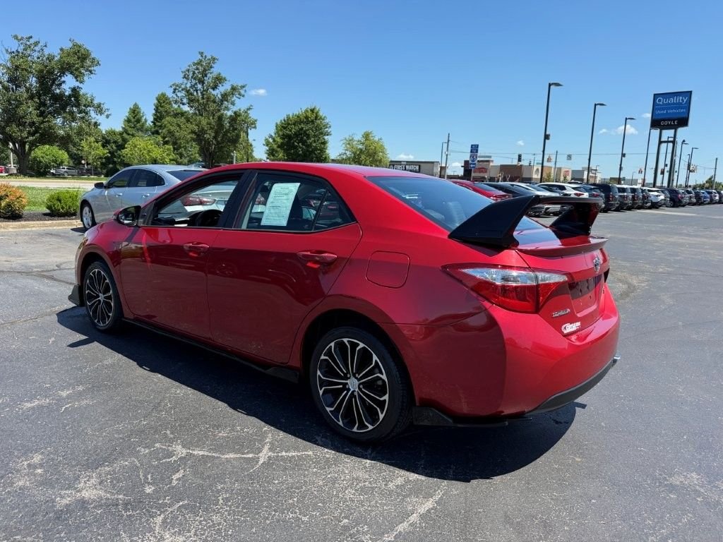 Used 2016 Red Toyota S Plus image 4