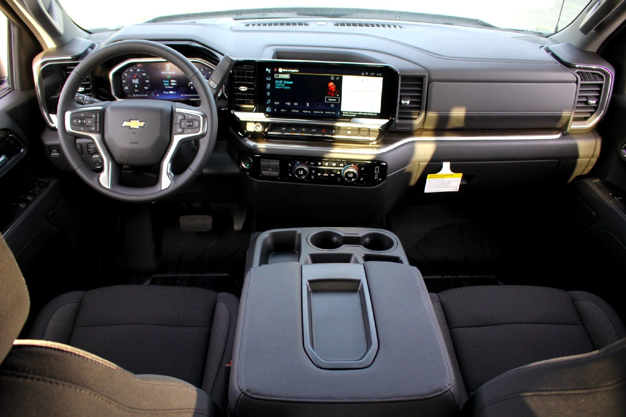 2026 Chevrolet Silverado 1500 LT - Photo 15