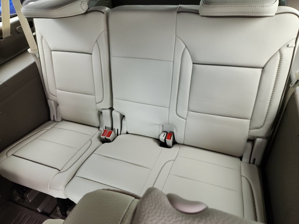2026 GMC Yukon XL Denali - Photo 11