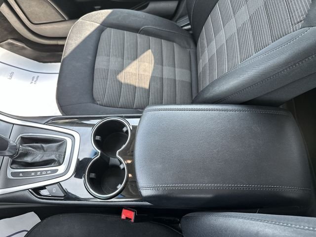 Used 2017 Magnetic Ford SEL image 23