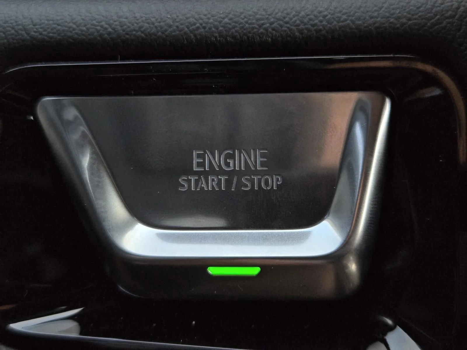 2026 GMC Yukon XL Denali - Photo 17