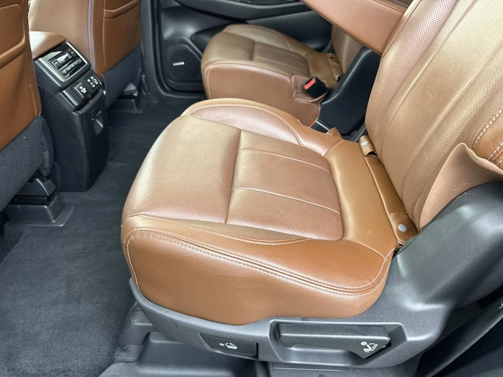 Used 2023  Subaru Touring image 15