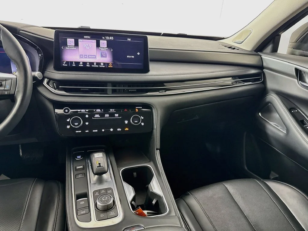 Certified Used 2022 Silver INFINITI LUXE image 31