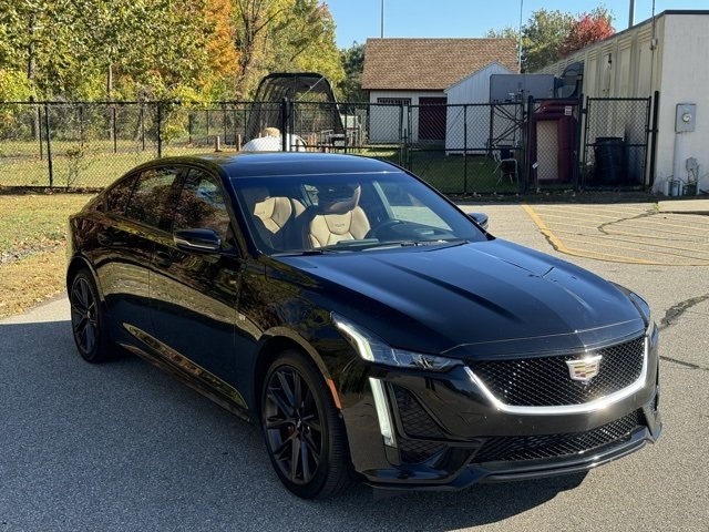 2023 Cadillac CT5 Sport photo 3