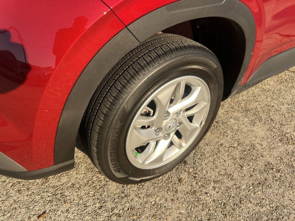 2026 Hyundai Venue SE - Photo 16