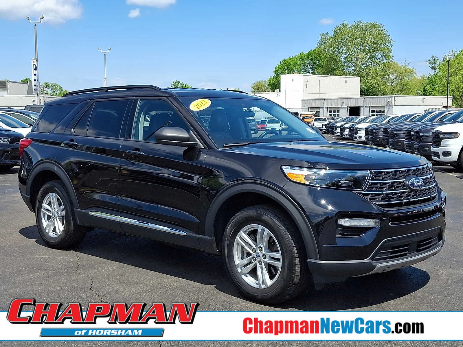 2023 Ford Explorer XLT 4WD's photo