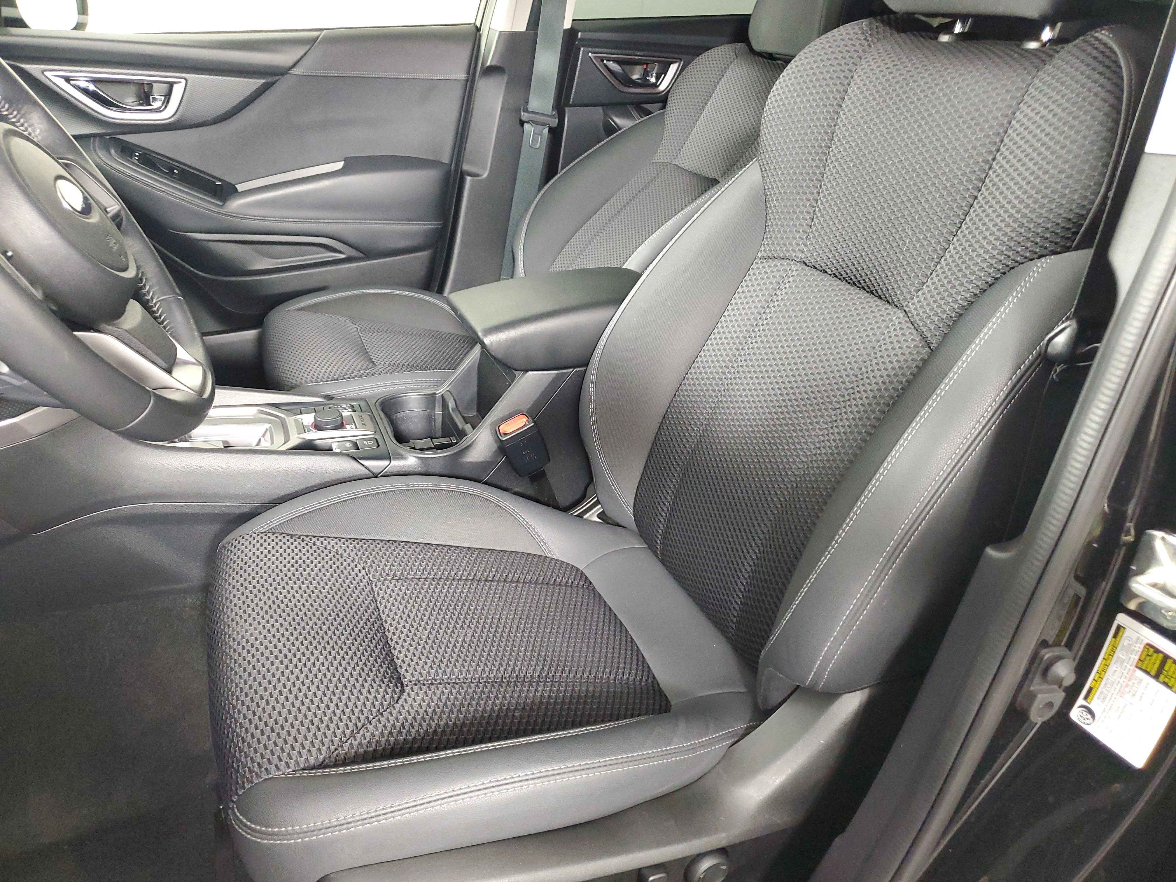 Used 2022 Crystal Black Silica Subaru Premium image 12