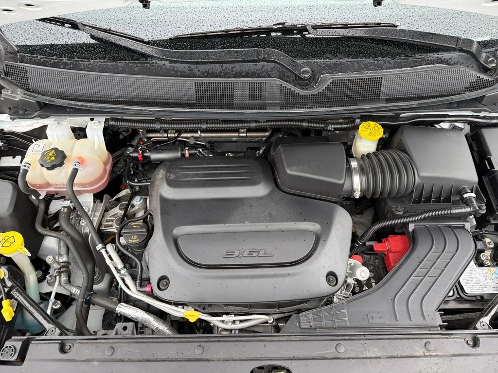 2023 Chrysler Pacifica Touring L - Photo 20