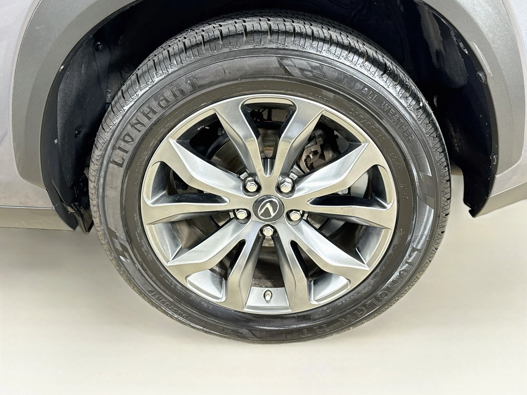 Used 2016  Lexus FWD 4dr image 34