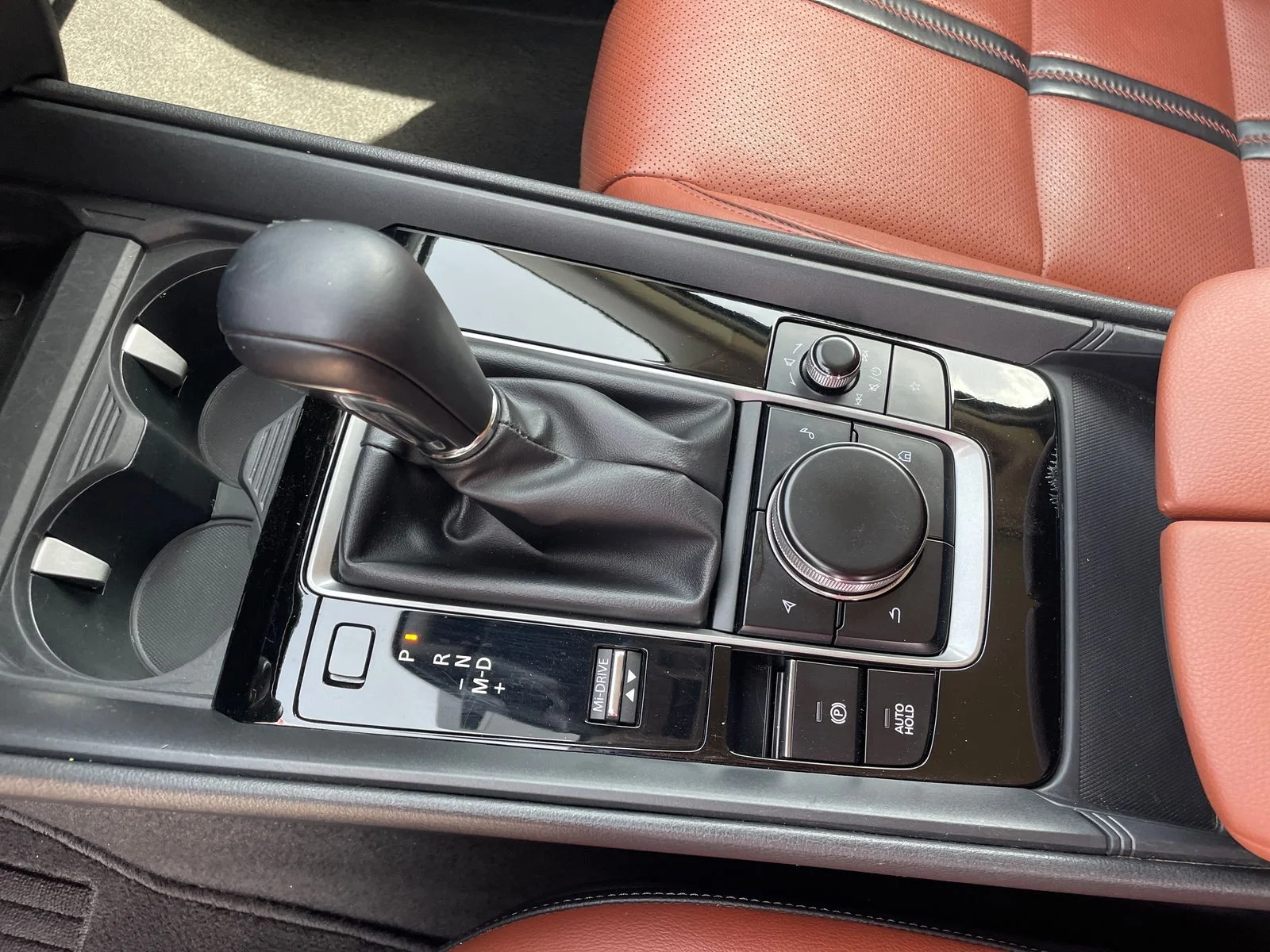 Used 2023  Mazda 2.5 Turbo Meridian Edition image 24