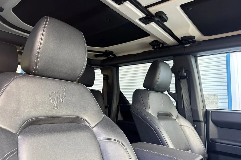 New 2026 Oxford White Ford Badlands® image 17