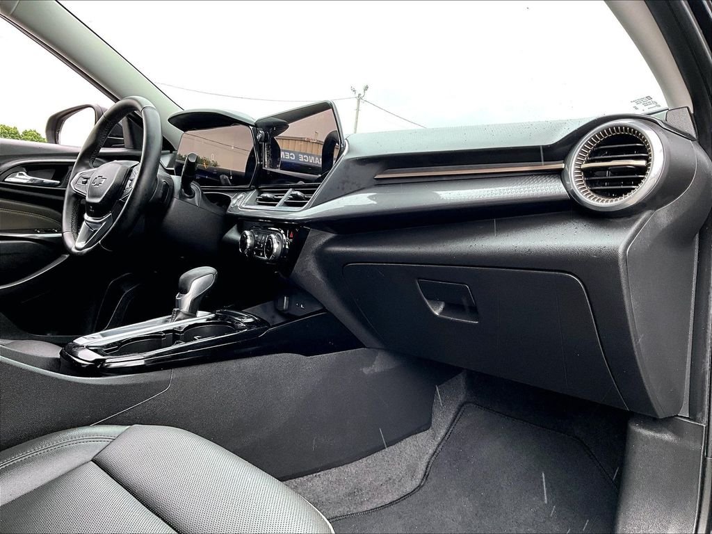 Used 2024 Black Chevrolet ACTIV image 14