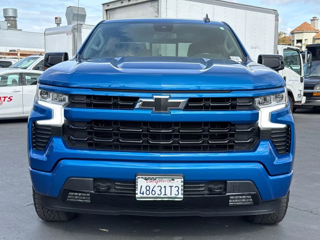 Used 2022 Glacier Blue Metallic Chevrolet RST image 4