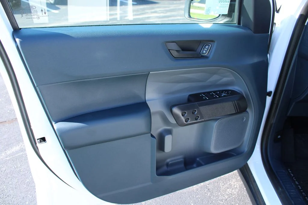 2025 Ford Maverick XLT - Photo 32