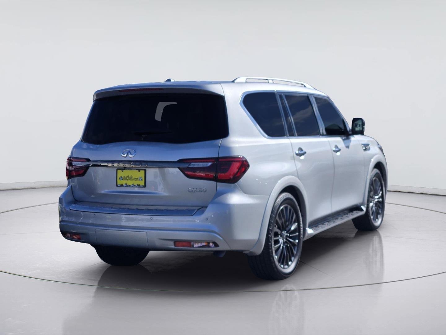 Used 2023 Liquid Platinum INFINITI PREMIUM SELECT image 8