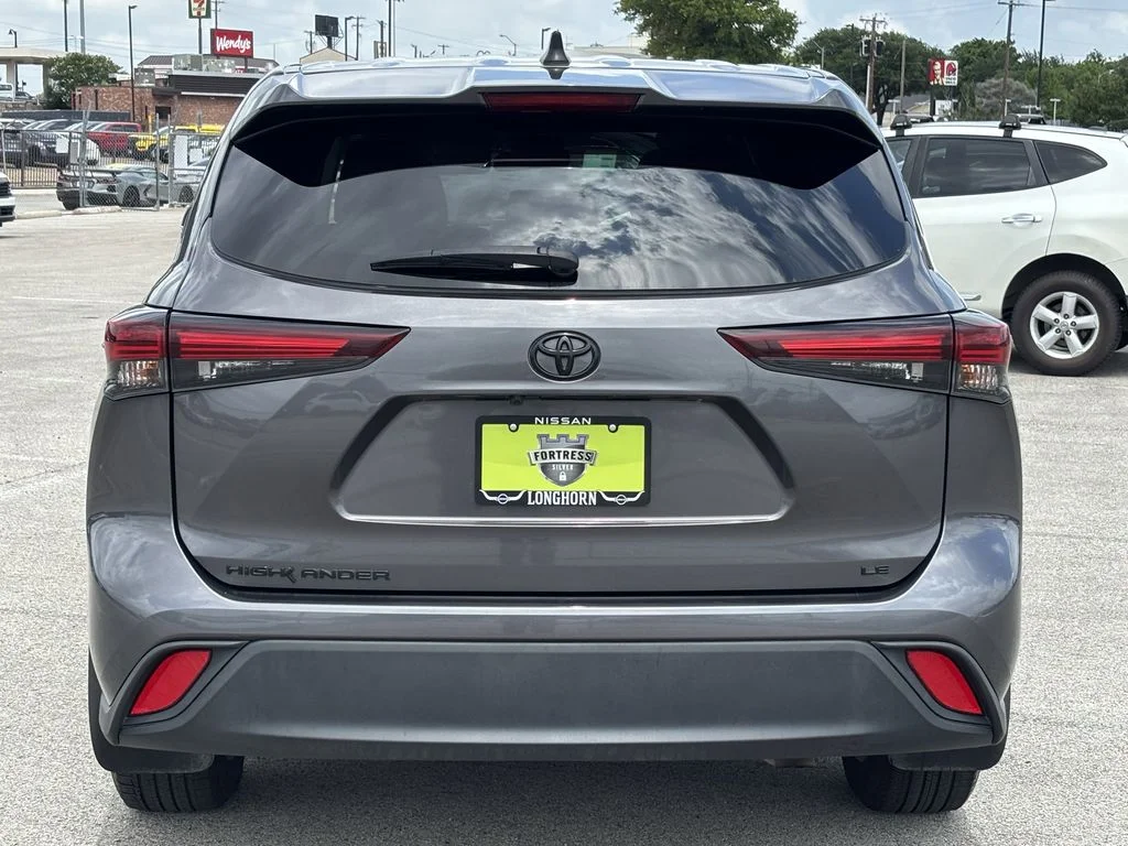 Used 2024 Gray Toyota LE image 4