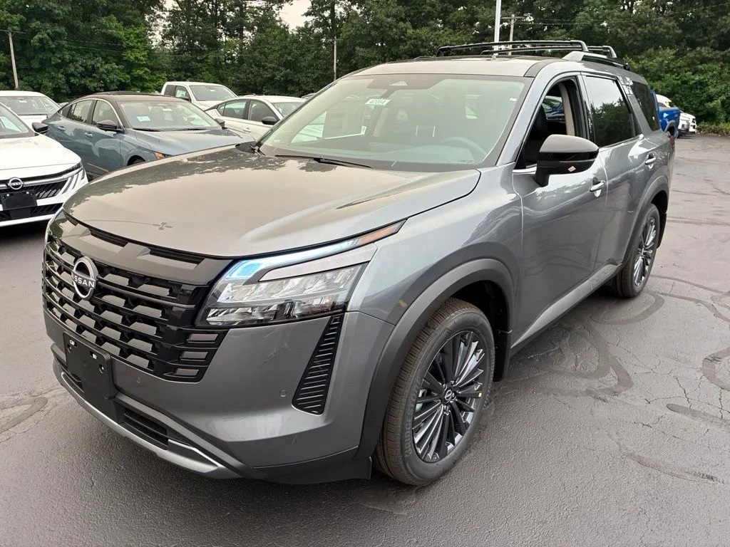New 2026 Gun Metallic Nissan SL image 3