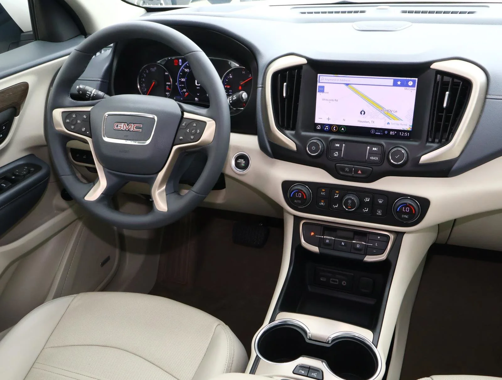 Used 2024 White Frost Tricoat GMC Denali image 10