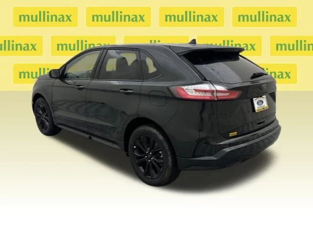 New 2024 Green Ford SE image 3