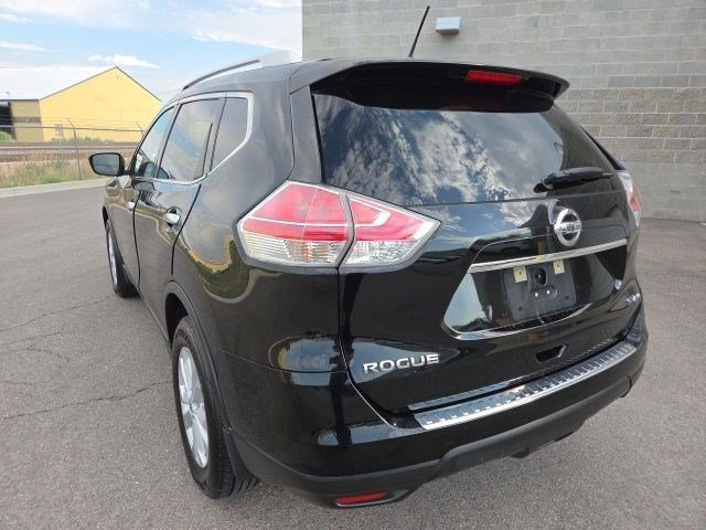 Used 2015 Super Black Nissan SV image 5