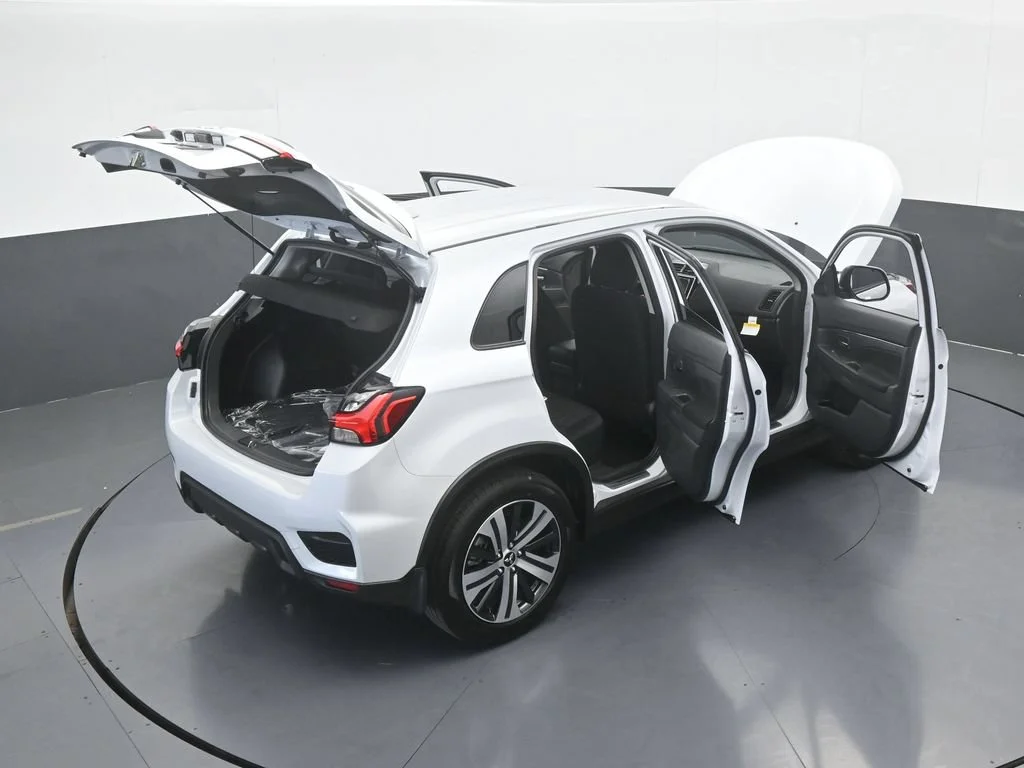 New 2027 White Diamond Mitsubishi 2.0 ES 2WD image 61