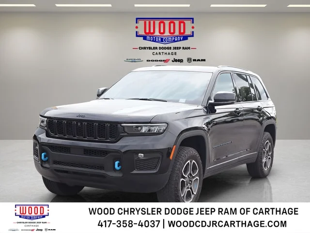 Used 2023 Diamond Black Crystal Pearlcoat Jeep Trailhawk 4xe image 8