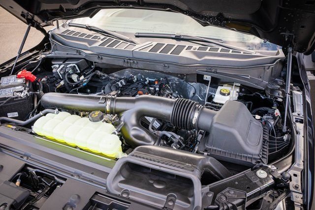 2025 Ford F-150 Lariat - Photo 37